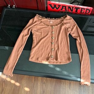 Long sleeve crop top